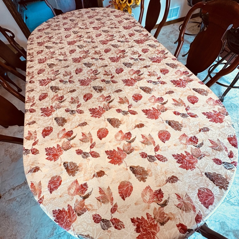 Rectangular Tablecloth 136” x 114” 🍁 Fall Leaves Pattern 🍂